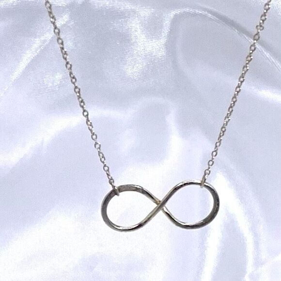 ALF Sterling 925 Silver Infinity Circle & 18” Chain - Picture 7 of 13